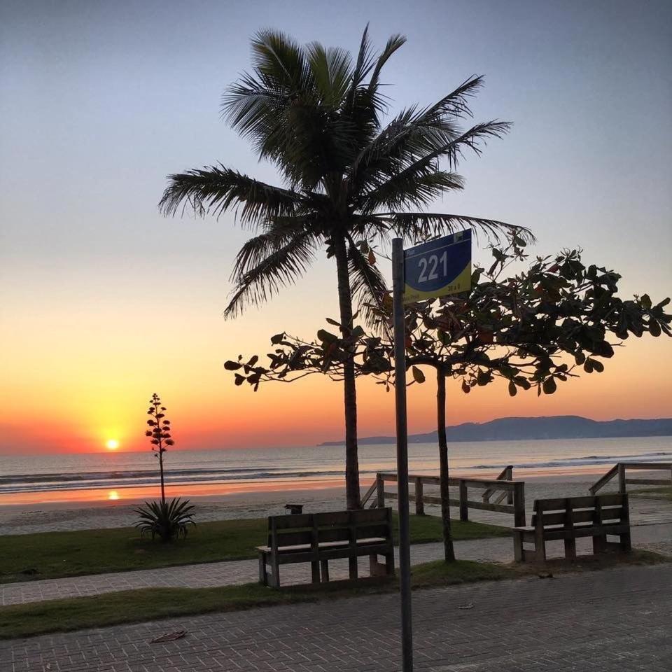 Apartamento 3 Suites A 100M Do Mar 伊塔佩马 外观 照片